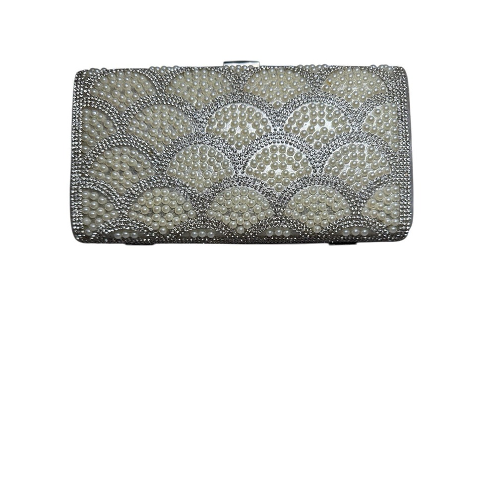 Unbranded‎ Evening Clutch Women OS Silver Excellent Pearl Rhinestone Scalloped